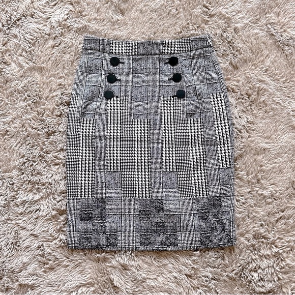 H&M Dresses & Skirts - H&M Plaid Skirt 4